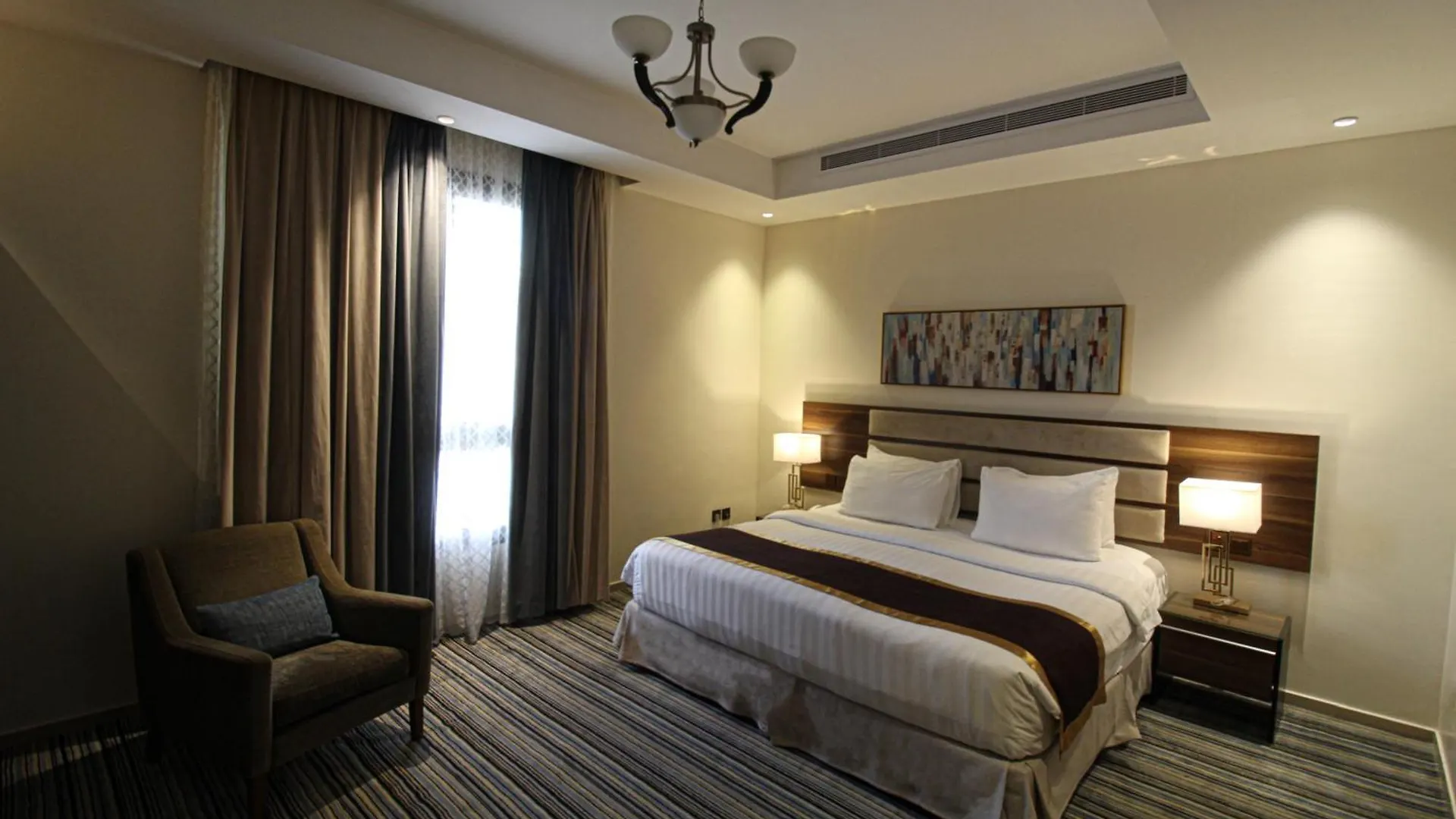 Friesian Hotel Suites Yidda